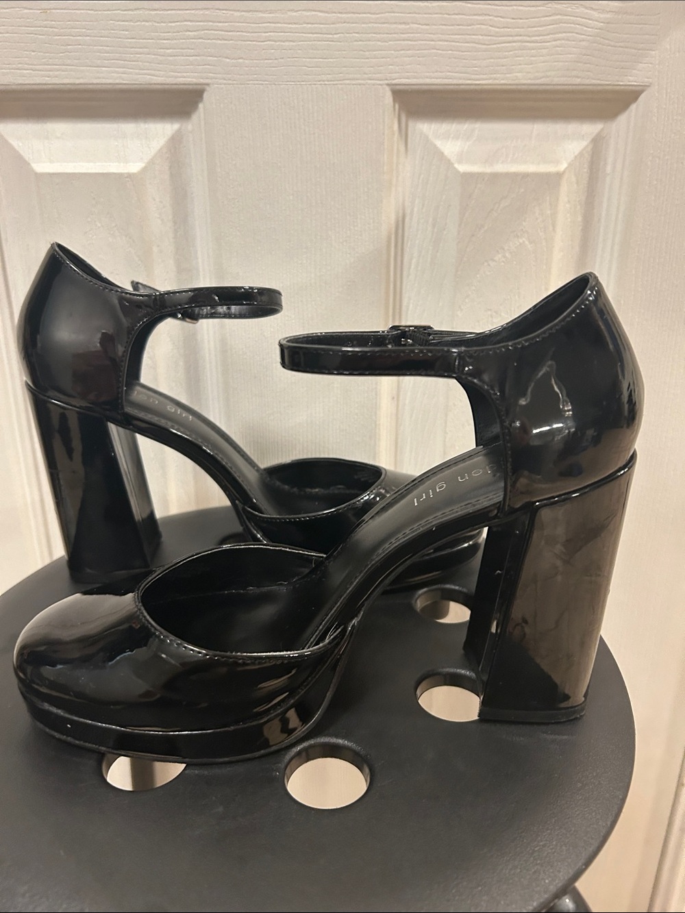 Madden Girl Patent Heels Size 8.5 - Picture 6 of 9